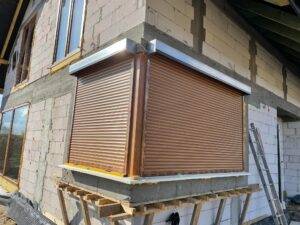 Rolety podtynowe, Wymysłów